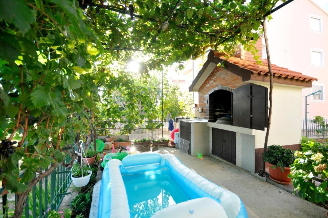 Roso Apartment With Sea View Trogir Exterior photo