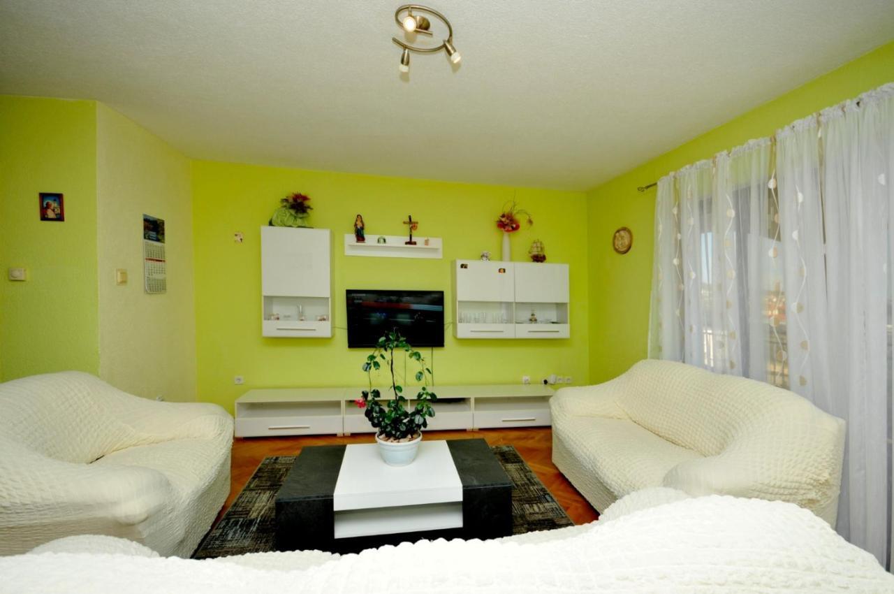 Roso Apartment With Sea View Trogir Exterior photo